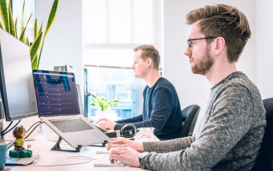 Freshdesk or Freshservice? Choosing the Right Freshworks Product for Your Team